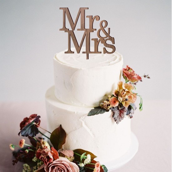 Украса за торта  Mr & Mrs