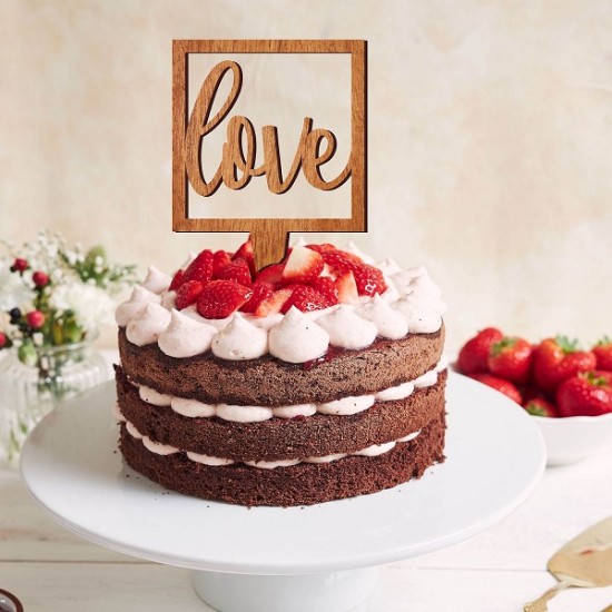 Украса за торта Love