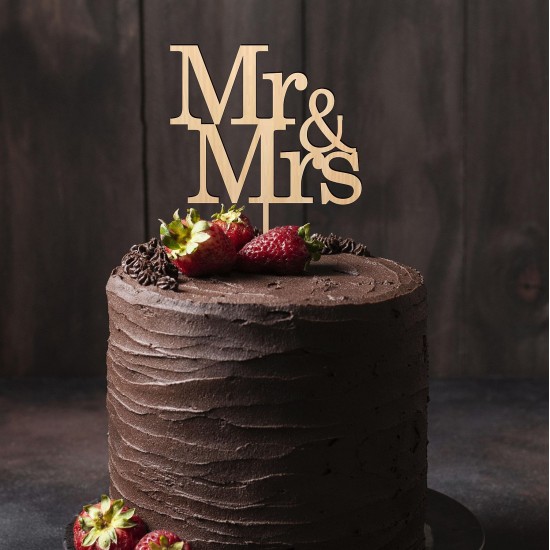 Украса за торта  Mr & Mrs
